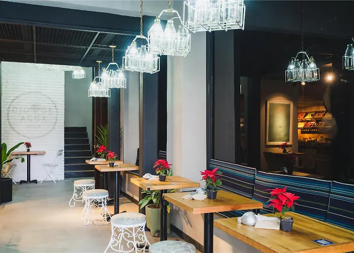Hotel Umbral, Curio Collection By Hilton 4*