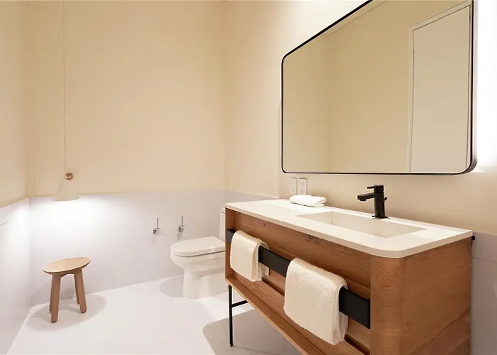 Umbral, Curio Collection By Hilton