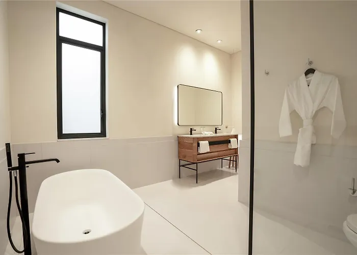 Umbral, Curio Collection By Hilton