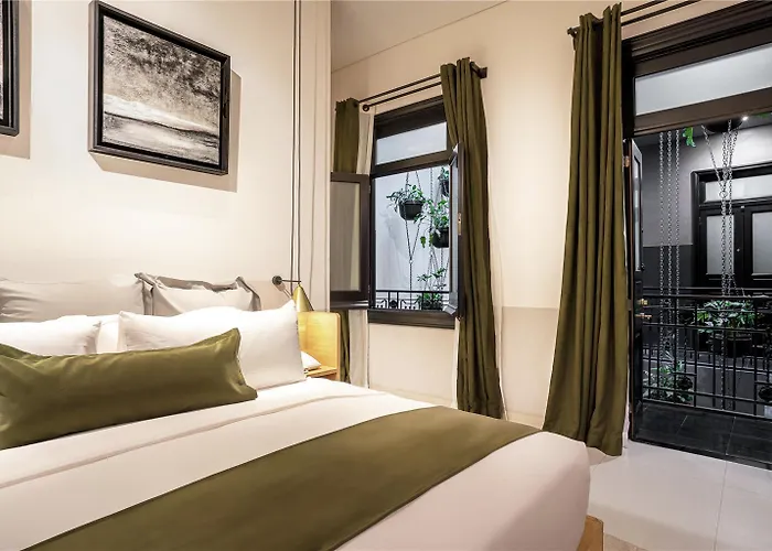 Hotel Umbral, Curio Collection By Hilton 4*
